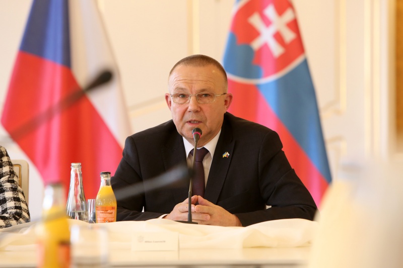 Pressekonferenz. Mitglied des Slowakischen Nationalrates Milan Laurenčík