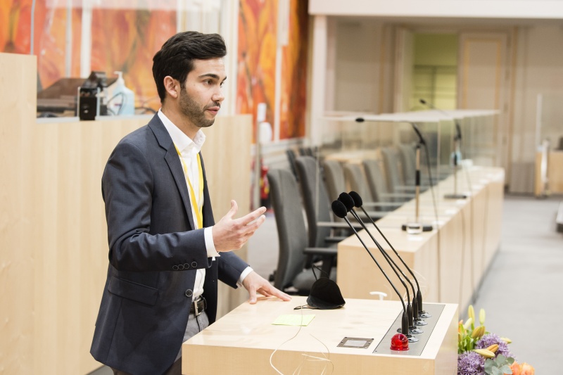 Am Rednerpult: Gregor Pflüger