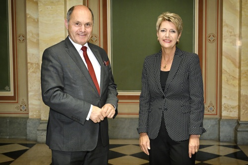 Von links: Nationalratspräsident Wolfgang Sobotka (ÖVP), Bundesrätin Karin Keller-Sutter