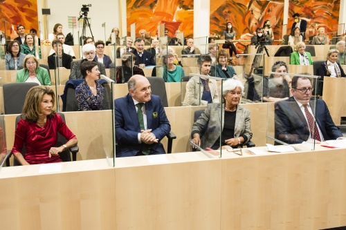 Von links: Bundeskanzlerin a.D. Brigitte Bierlein, Nationalratspräsident Wolfgang Sobotka (ÖVP), Juryvorsitzende Heide Schmidt, Präsident des Presseclub Concordia Andreas Koller