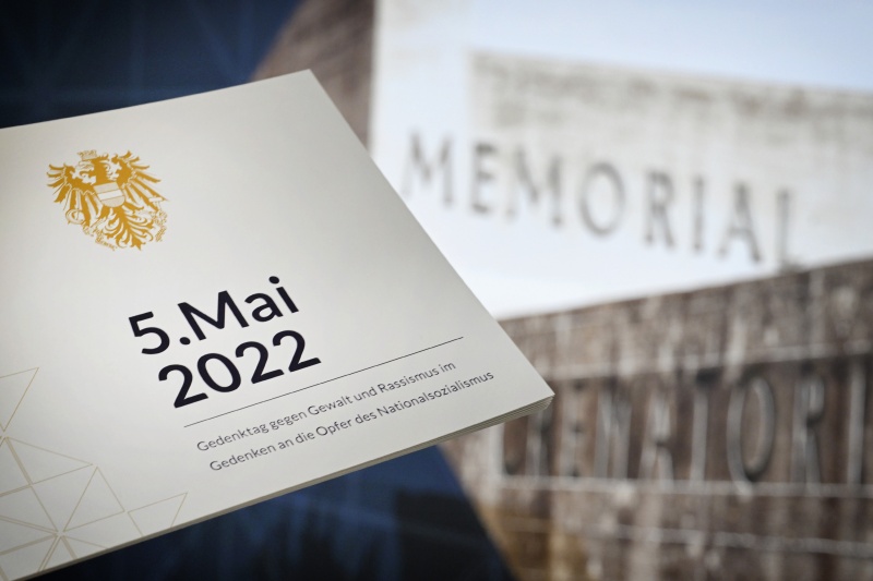 Gedenkveranstaltung gegen Gewalt und Rassismus im Gedenken an die Opfer des Nationalsozialismus