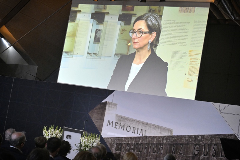 Podiumsgespräch: Gedenken als erinnernder Mahnruf?.Leiterin des Ludwig Boltzmann Instituts für Kriegsfolgenforschung Barbara Stelzl-Marx