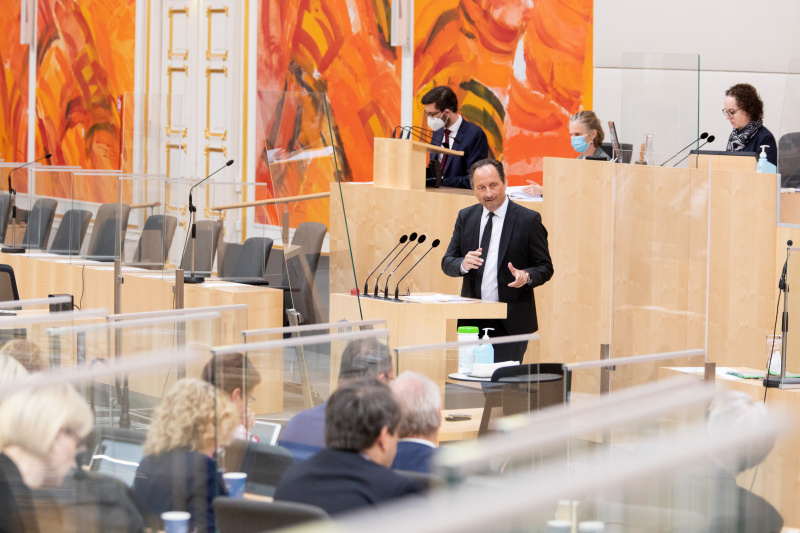 Bundesrat Günter Kovacs (SPÖ) am Rednerpult