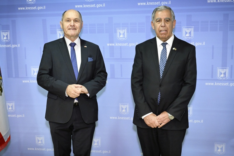 Besuch der Knesset und Treffen mit dem Sprecher der Knesset..Von links: Nationalratspräsident Wolfgang Sobotka (ÖVP), Sprecher der Knesset Mickey Levy