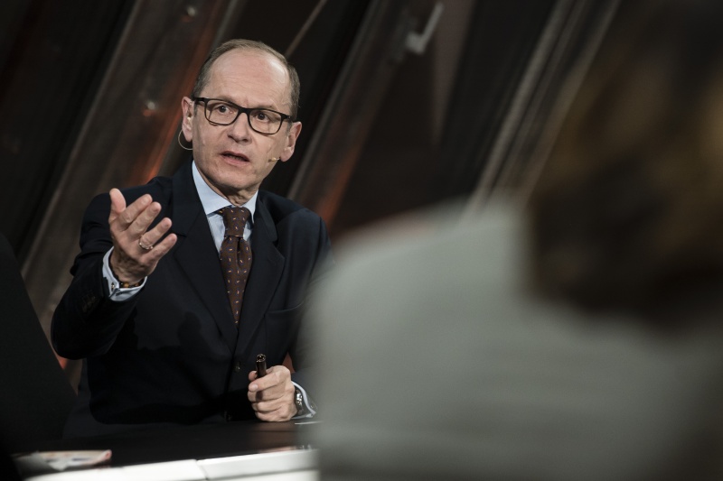 Am Podium: Moderator Gerald Groß
