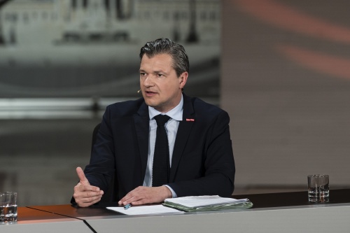 Am Podium: Nationalratsabgeordneter Peter Weidinger (ÖVP)