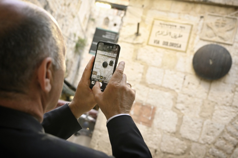 Nationalratspräsident Wolfgang Sobotka (ÖVP) bei einem Besuch der Altstadt
