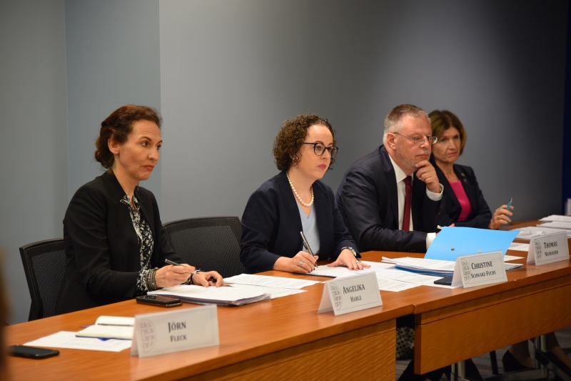 Think Tank Round Table - Atlantic Council. Österreichische Delegation unter der Leitung von Bundesratspräsidentin Christine Schwarz-Fuchs (ÖVP) (2. von links)