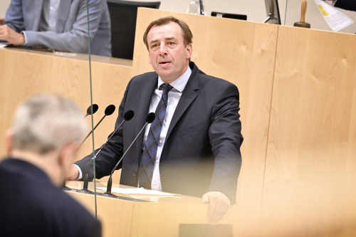 Am Rednerpult Nationalratsabgeordneter Christian Drobits (SPÖ)