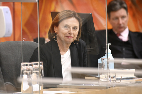Auf der Regierungsbank Staatssekretärin Susanne Kraus-Winkler (ÖVP)