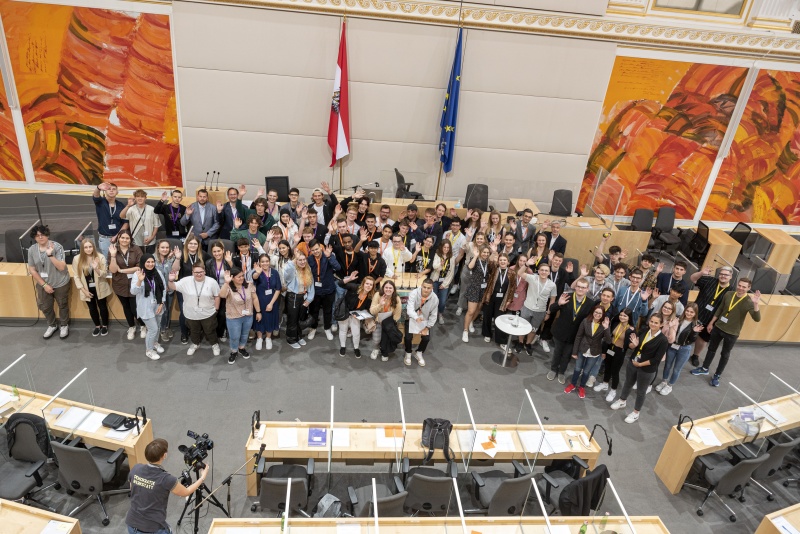 Gruppenfoto mit den teilnehmenden Lehrlingen