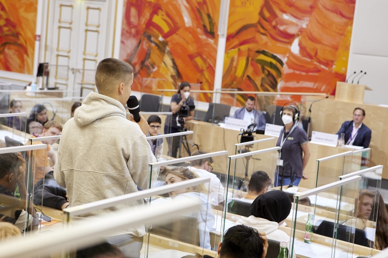 Wortmeldung aus dem Plenum