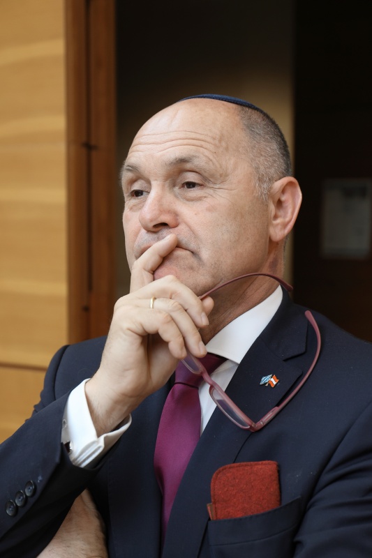 Treffen mit der Präsidentin der Israelitischen Kultusgemeinde für München und Oberbayern Charlotte Knobloch. Nationalratspräsident Wolfgang Sobotka (ÖVP) bei der Führung durch die Ohel-Jakob-Synagoge