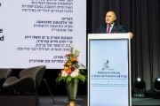 Teilnahme an der 32. Generalversammlung der Konferenz der Europäischen Rabbiner (CER). Nationalratspräsident Wolfgang Sobotka (ÖVP) am RedneRpult