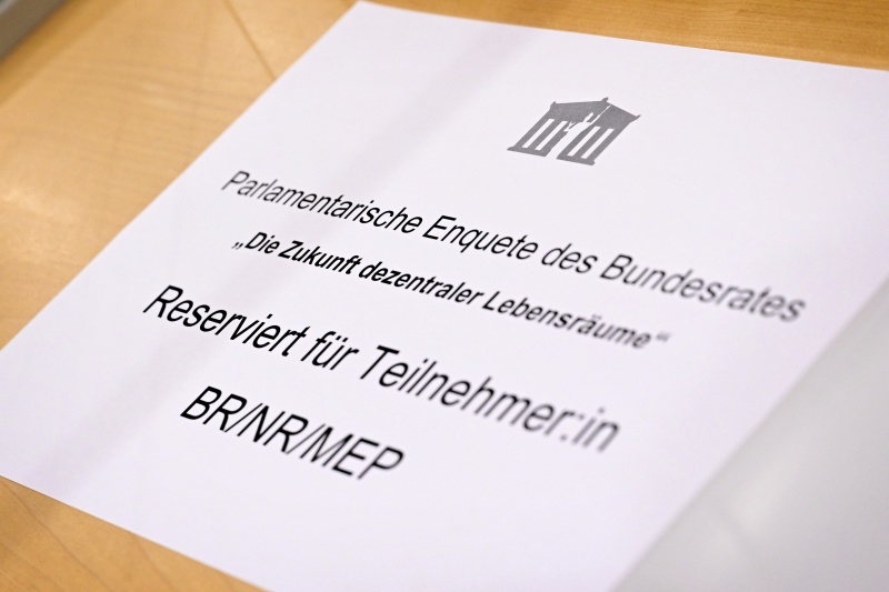 BR-Enquete: 'Die Zukunft dezentraler Lebensräume'