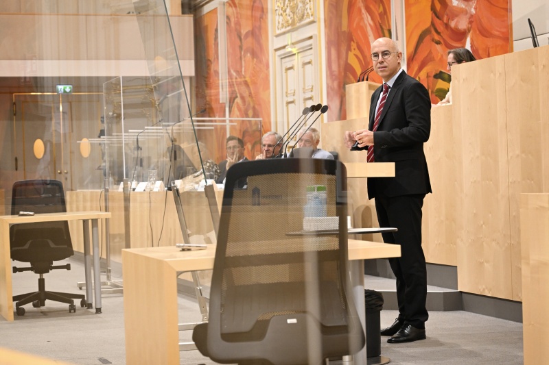 Am Rednerpult: Direktor des Österreichischen Institutes für Wirtschaftsforschung Gabriel Felbermayr zum Thema ‚Stärken und Schwächen der österreichischen Regionen‘