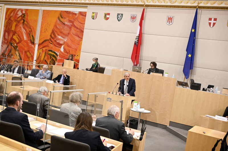 Am Rednerpult: Landtagspräsident Vorarlberg Harald Sonderegger zum Thema ‚Vorarlberg – die progressive Provinz‘