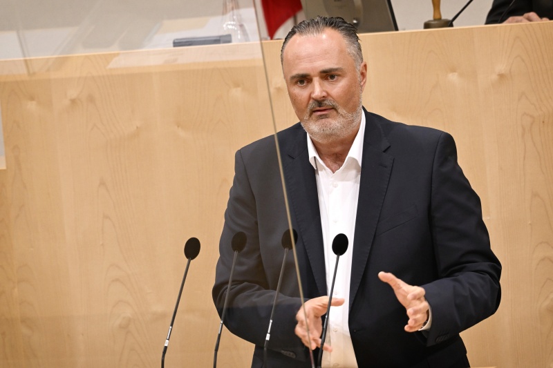 Am Rednerpult: Landeshauptmann Burgenland Hans Peter Doskozil zum Thema ‚Unsere Initiativen für eine starke Region‘