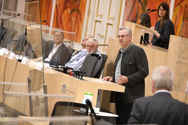 Bundesrat Martin Preineder (ÖVP) am Rednerpult