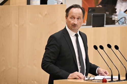 Bundesrat Günther Kovacs (SPÖ) am Rednerpult