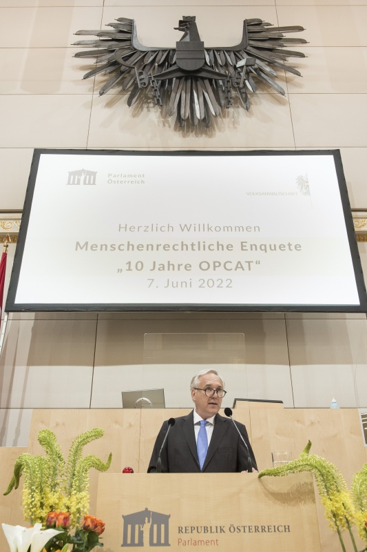 Am Rednerpult: Volksanwalt Walter Rosenkranz