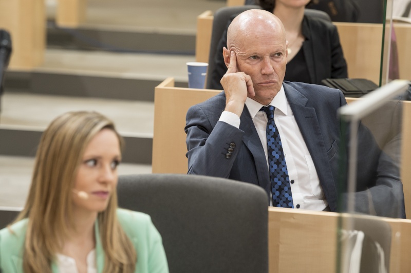 Von rechts: ORF Sendungsverantwortlicher "Bürgeranwalt" Peter Resetarits, Moderatorin Margit Laufer