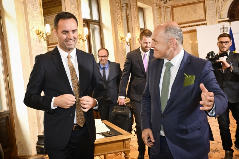 Von links: Parlamentspräsident der Republik Kosovo Glauk Konjufca, Nationalratspräsident Wolfgang Sobotka (ÖVP)