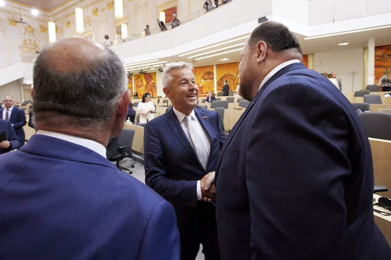 Von links: Nationalratspräsident Wolfgang Sobotka (ÖVP), Nationalratsabgeordneter Reinhold Lopatka (ÖVP), Parlamentspräsident der Ukraine Ruslan Stefantschuk