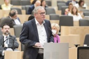 Am Rednerpult: Nationalratsabgeordneter Klaus Köchl (SPÖ)