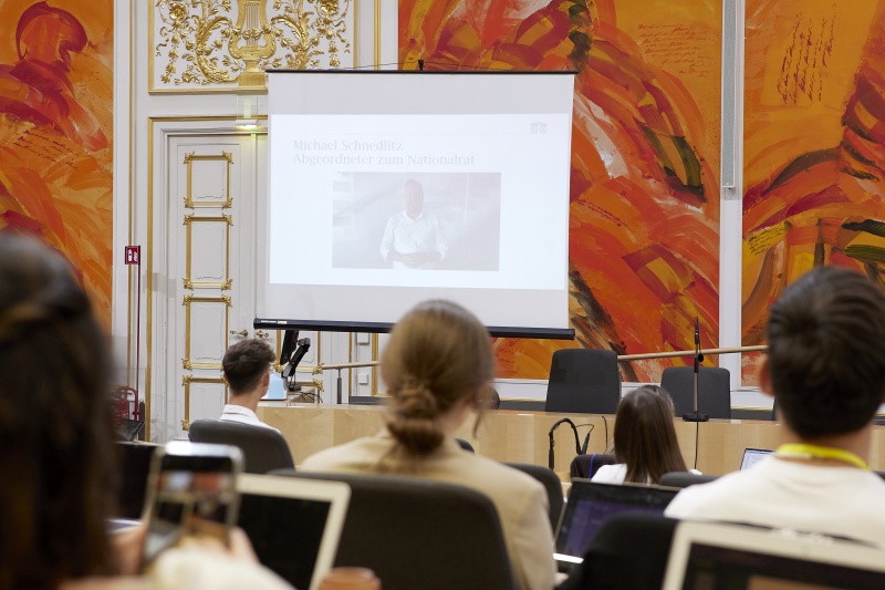 Videostatement von Nationalratsabgeordneter Michael Schnedlitz (FPÖ)