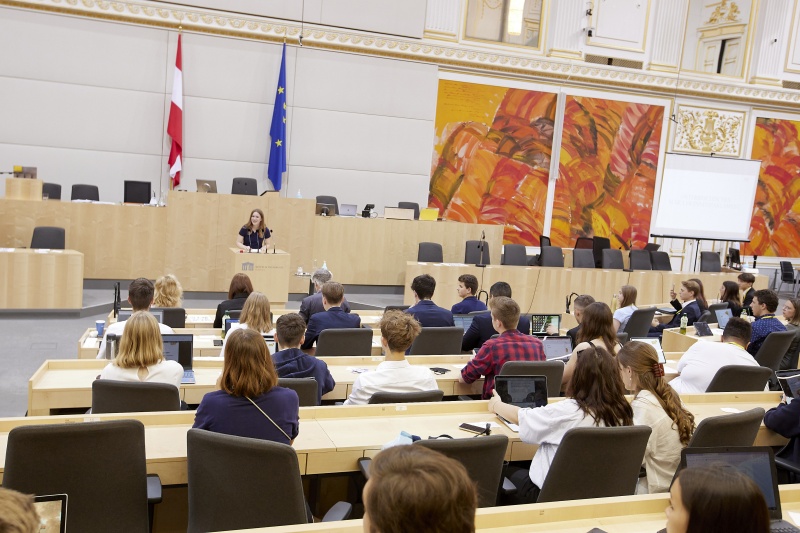 Begrüßungsworte von Bundesschulsprecherin Susanna Öllinger