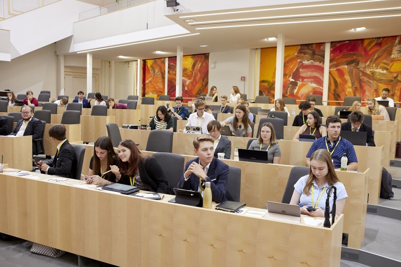 Blick auf die Delegierten