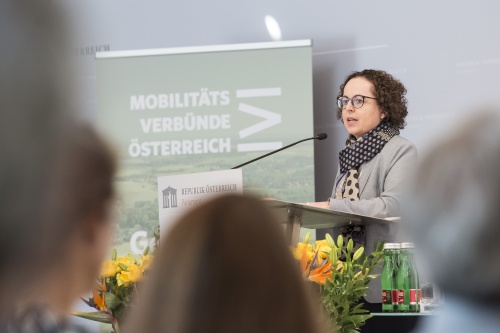 Eröffnungsworte Bundesratspräsidentin Christine Schwarz-Fuchs (ÖVP)