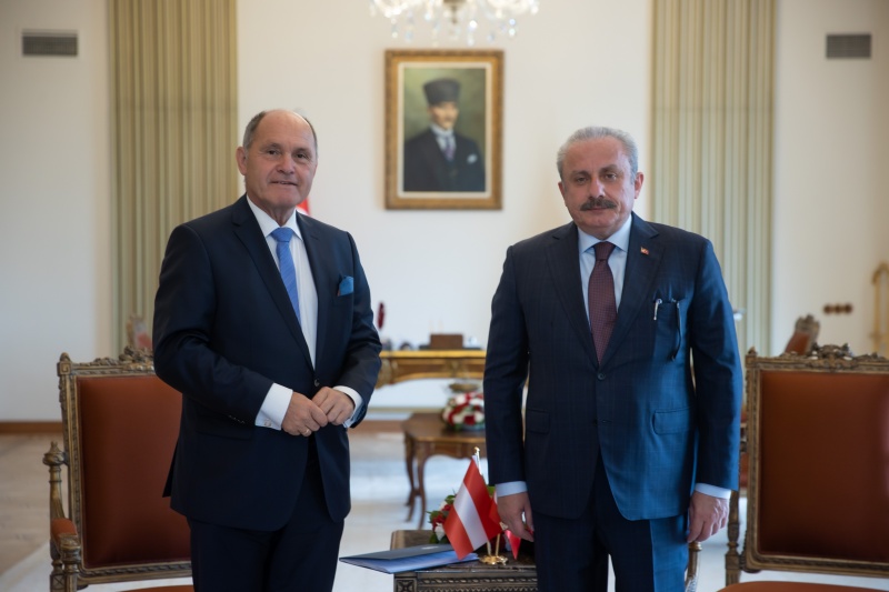 Von links: Nationalratspräsident Wolfgang Sobotka (ÖVP), Parlamentspräsident der Großen Nationalversammlung der Türkei Mustafa Şentop