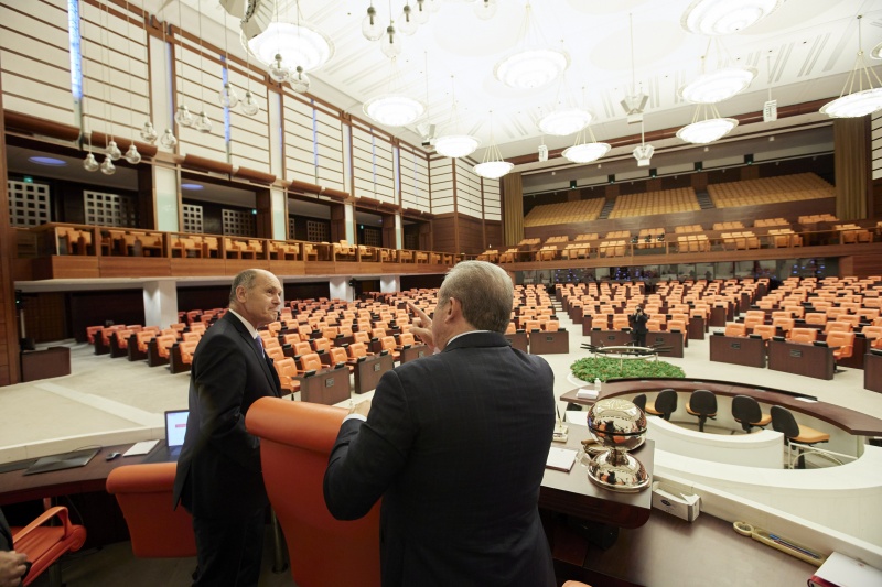 Von links: Nationalratspräsident Wolfgang Sobotka (ÖVP), Parlamentspräsident der Großen Nationalversammlung der Türkei Mustafa Şentop