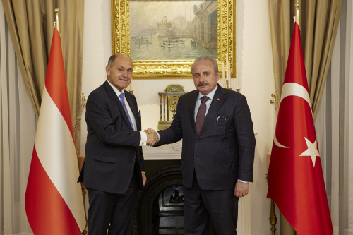 Von links: Nationalratspräsident Wolfgang Sobotka (ÖVP), Parlamentspräsident der Großen Nationalversammlung der Türkei Mustafa Şentop