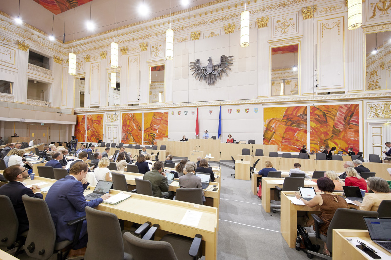 Rede von Bundesratspräsidentin Christine Schwarz-Fuchs (ÖVP)