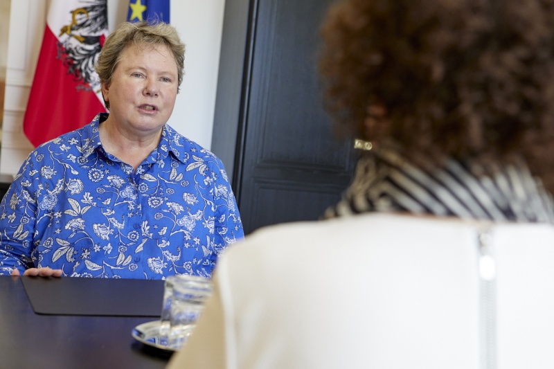 Aussprache, Botschafterin von Liechtenstein Maria-Pia Kothbauer