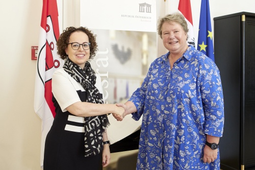 Von links: Bundesratspräsidentin Christine Schwarz-Fuchs (ÖVP), Botschafterin von Liechtenstein Maria-Pia Kothbauer