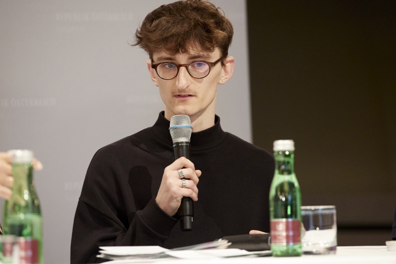 Interview mit den ehrenamtlich Tätigen,  Dominik Drljo aha Jugendinfo