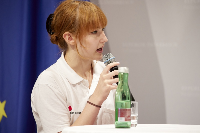 Interview mit den ehrenamtlich Tätigen, Laura Schaufler Rotes Kreuz