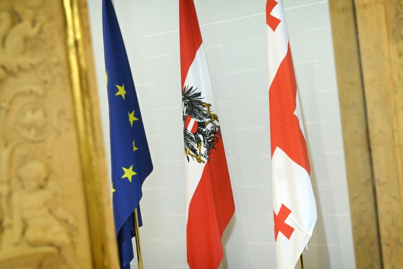 Flaggen - Euopäische Union - Österreich - Georgien