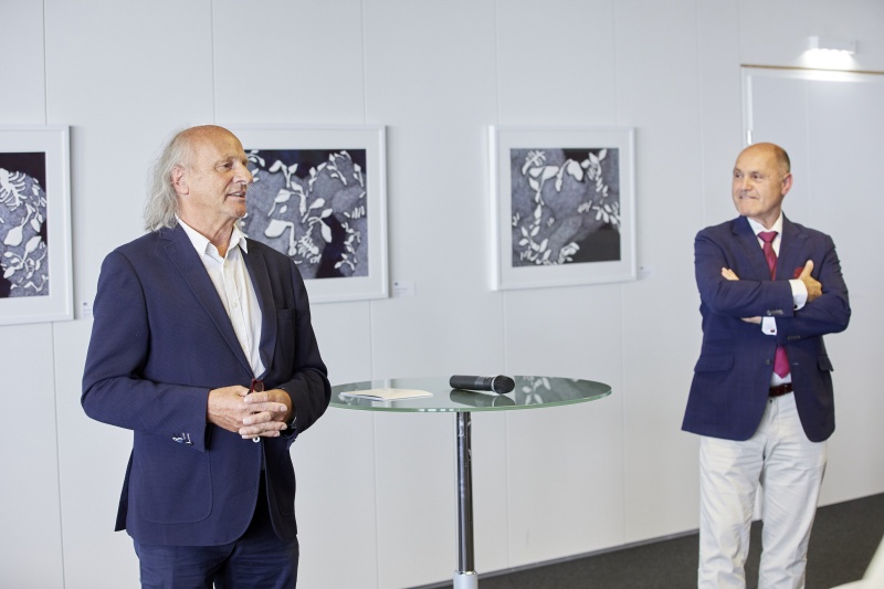 Einleitende Worte zur Ausstellung durch Kunstkurator des Parlaments Leopold Kogler