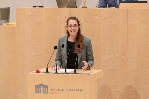 Bundesräting Elisabeth Wolff (ÖVP) am Rednerpult