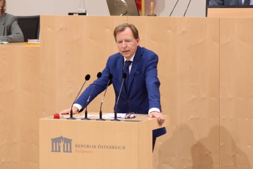 Bundesrat Christian Buchmann (ÖVP) am Rednerpult