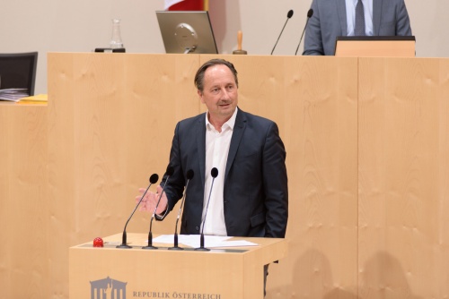 Bundesrat Günter Kovacs (SPÖ) am Rednerpult