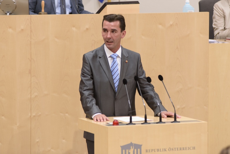 Bundesrat Josef Ofner (FPÖ) am Rednerpult