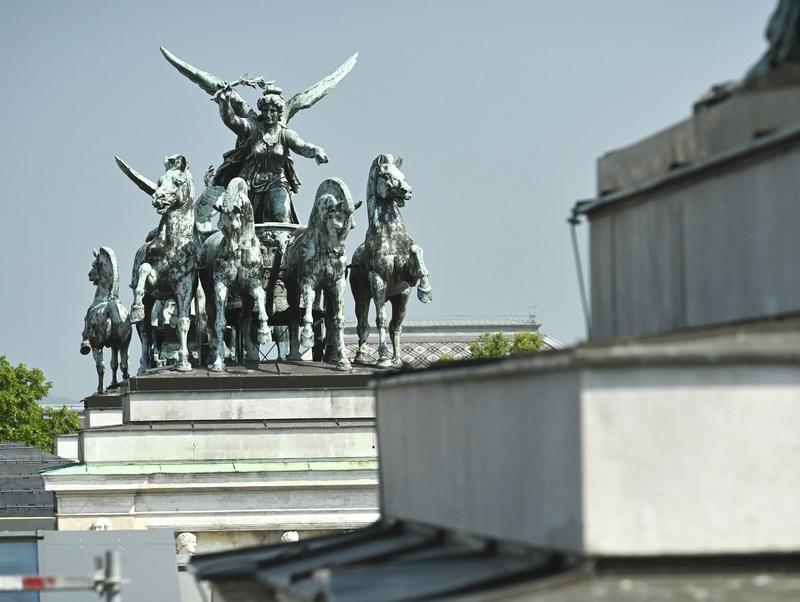 Quadriga am Parlamentsdach