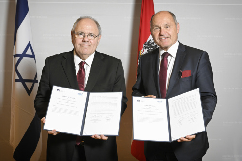 Von links: Dani Dayan, Nationalratspräsident Wolfgang Sobotka (ÖVP)