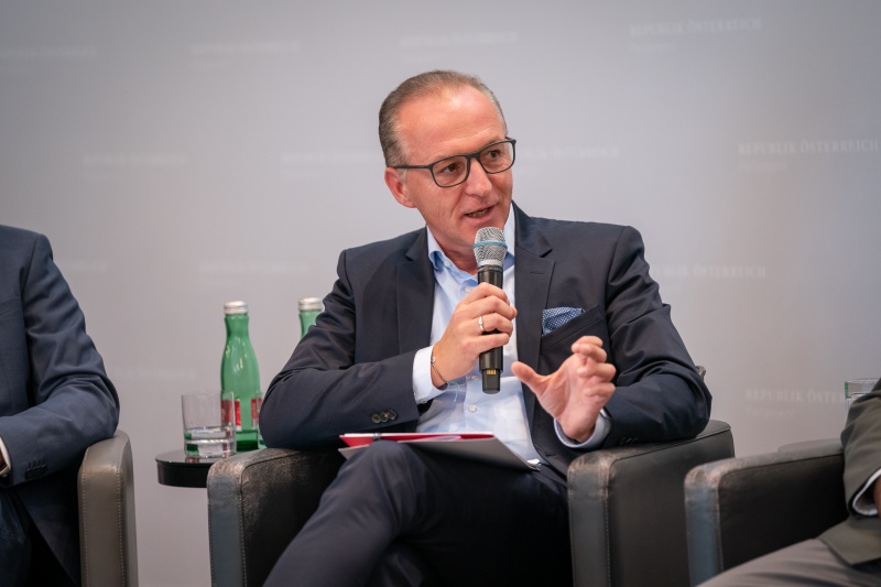 Podiumsdisskussion - Wortmeldung von Gerhard Christiner - Austrian Power Grid AG